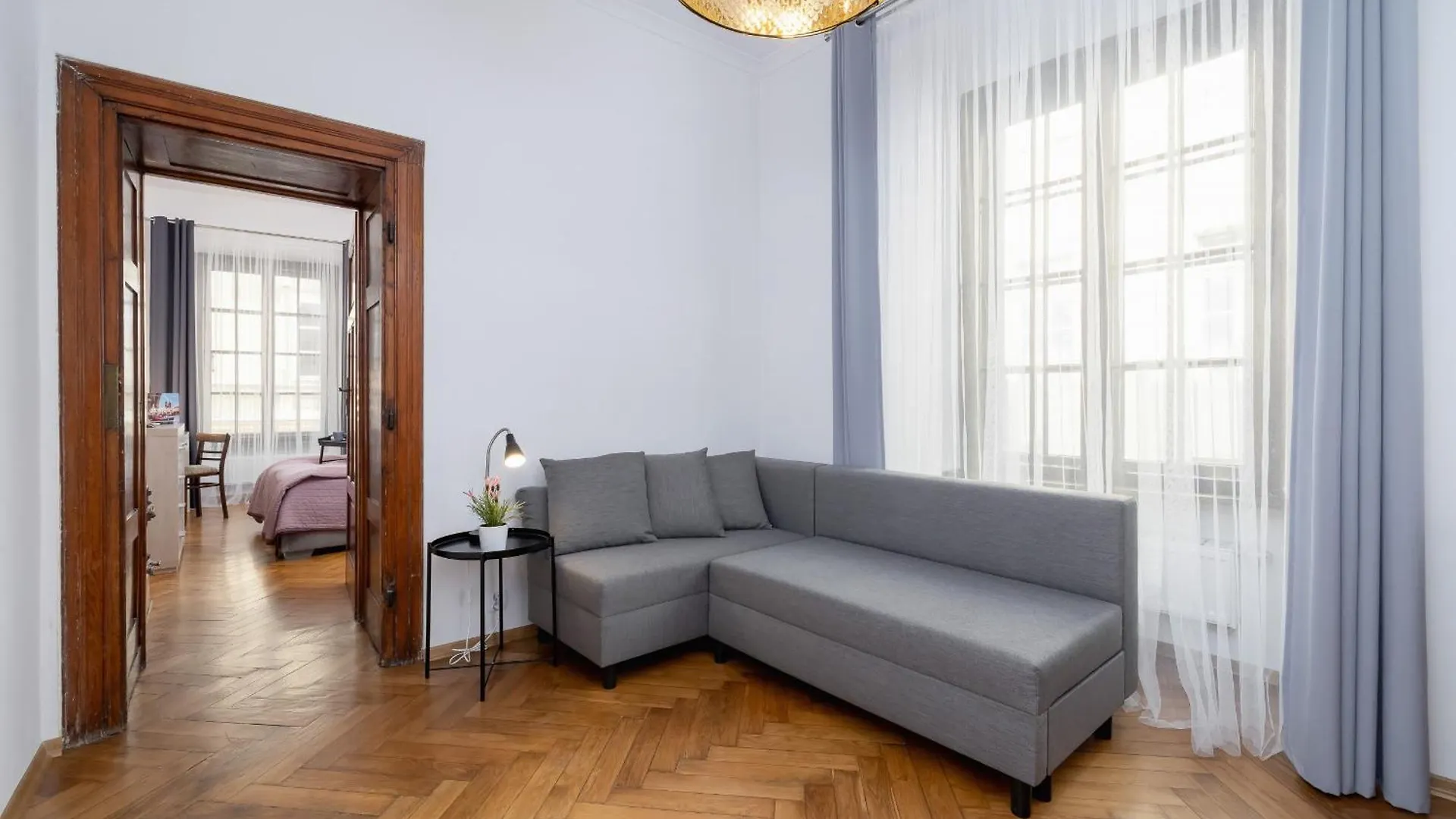 Spacious, 2 Bedrooms Apartment Cracow City Centre By Noclegi Renters Krakow
